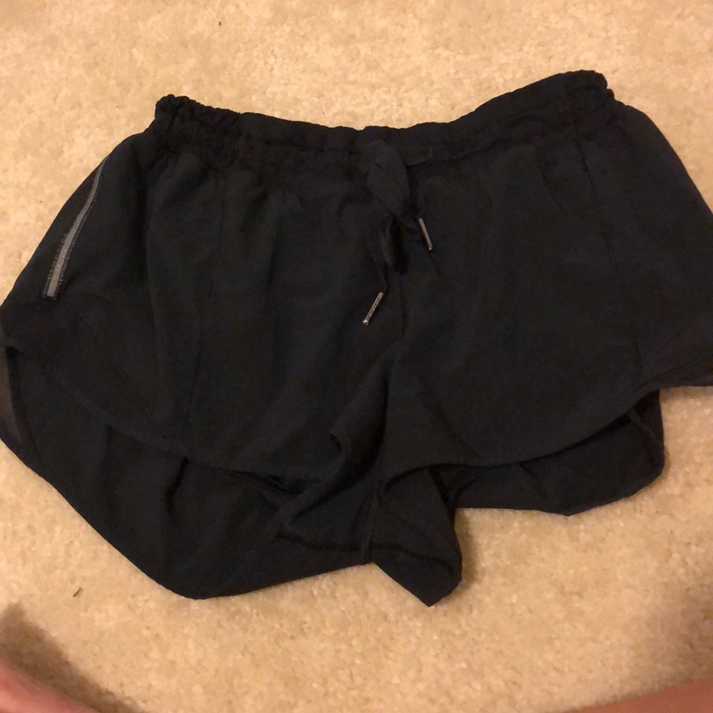 Lululemon hottie hot shorts (10)